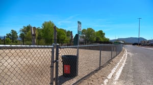 RV-Park-Dog-Run__q085_1920x1080