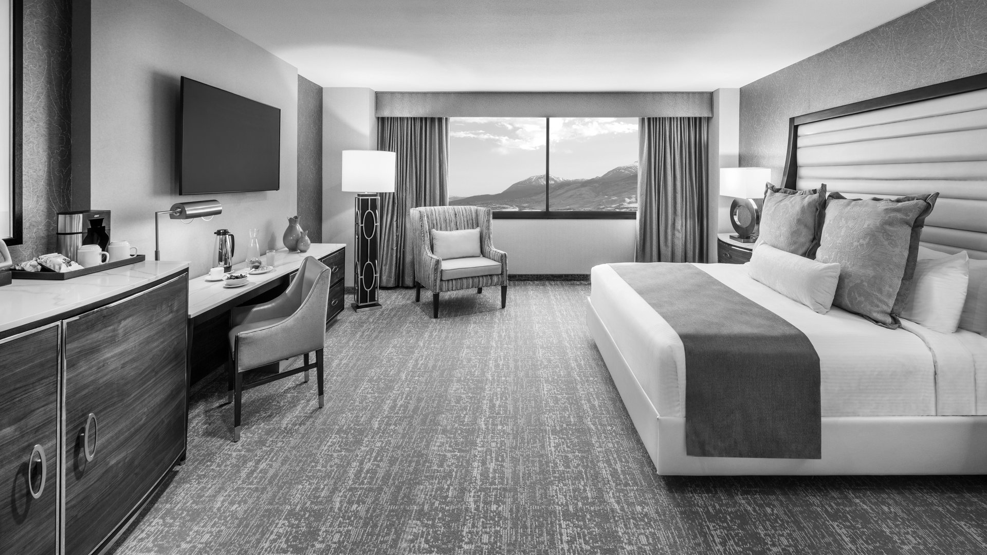 The-A-King-Room-view-of-main-room_grayscale-full_q085_1920x1080